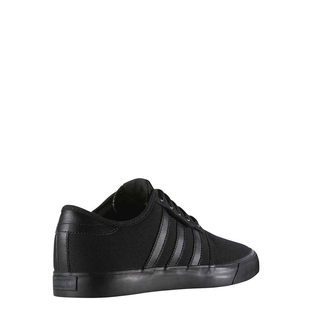 Buy adidas Originals Men's Seeley XT Sneaker, Collegiate Green/White, 9 at  Amazon.in